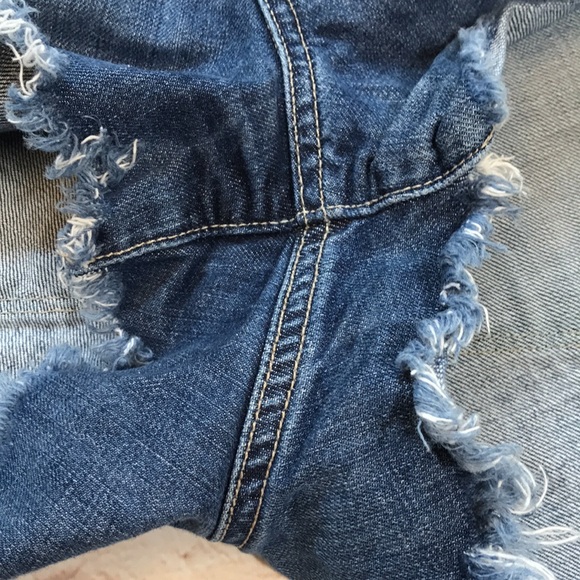 💙Paige Daryn Denim Short - Picture 3 of 16